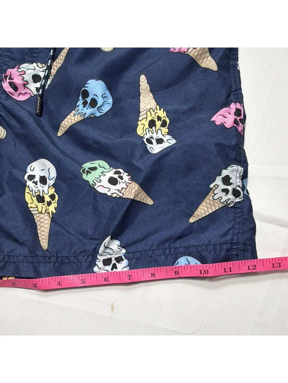 Broken Threads Men's L Swim Shorts Blue Skull Ice Cream Graphic Drawstring Lined